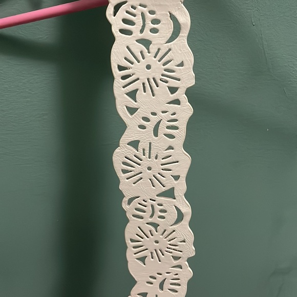 White Belt - Picture 2 of 5